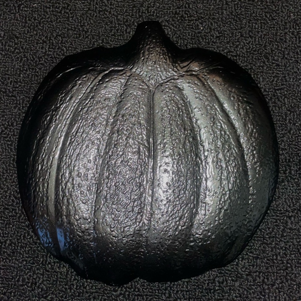 Decorative pumpkin plate. Halloween